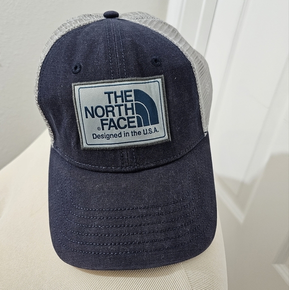 The North‎ Face Baseball Cap - Picture 1 of 6